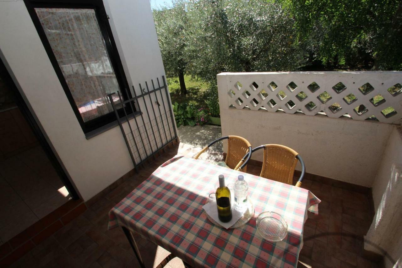 Apartment Sasa Bozac Porec Esterno foto